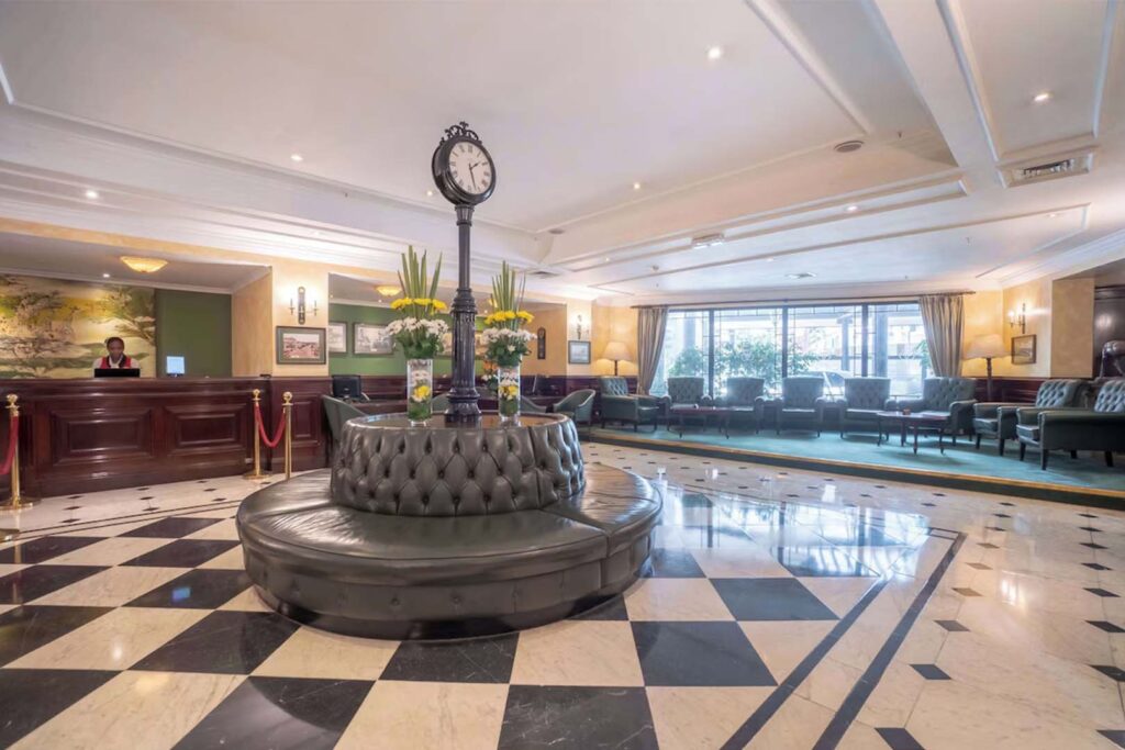 Exchange Bar | Sarova Stanley
